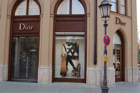 dior münchen kontakt|christian Dior munich.